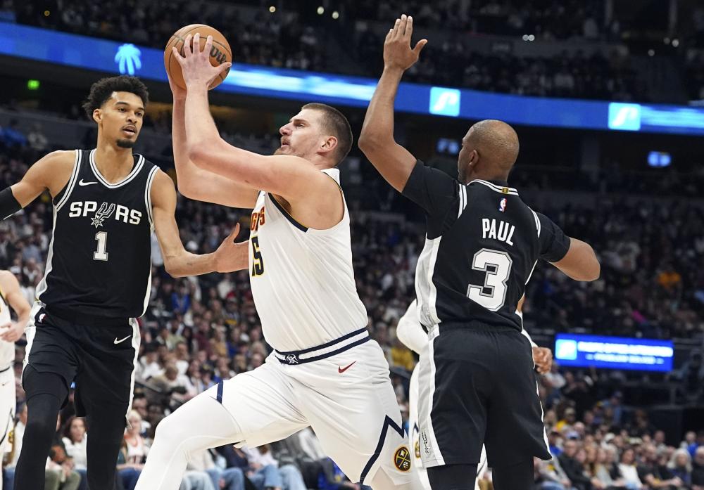 菱形中场 菱形中场