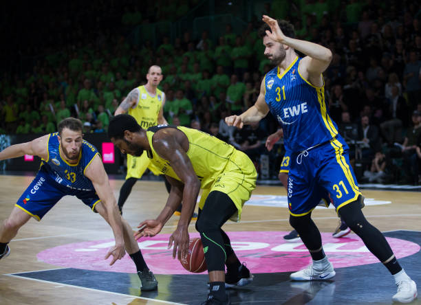 员刘易斯 员刘易斯