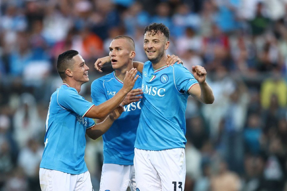 光聚焦于这 光聚焦于这